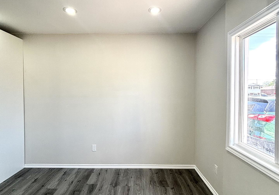 102-wellington-street-welland-ontario-x13473906