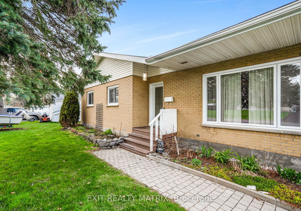 21-frost-avenue-hawkesbury-ontario-x13473916