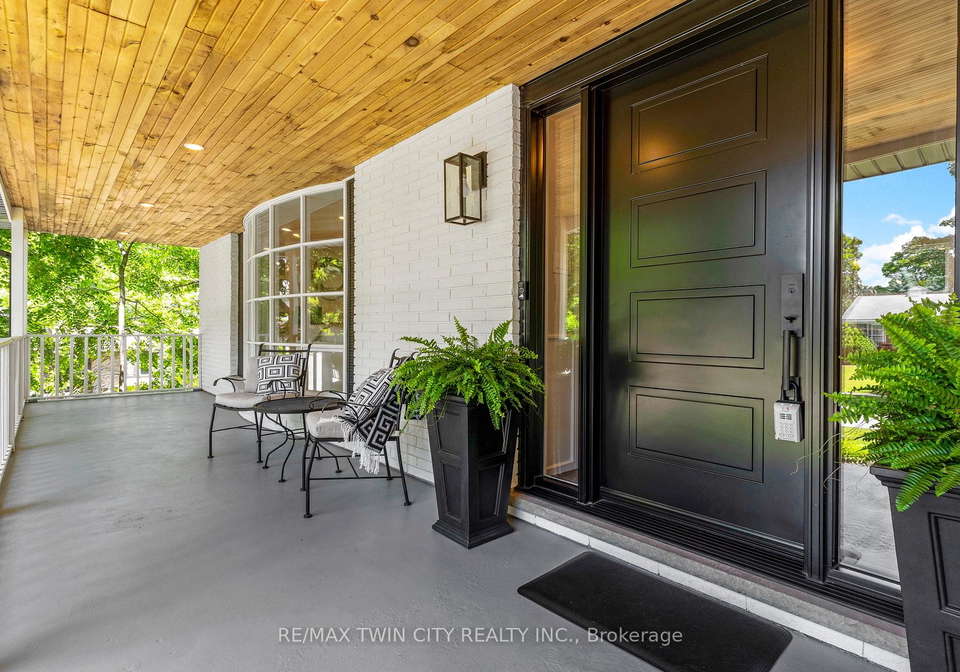 1-blackfriars-place-cambridge-ontario-x13473978