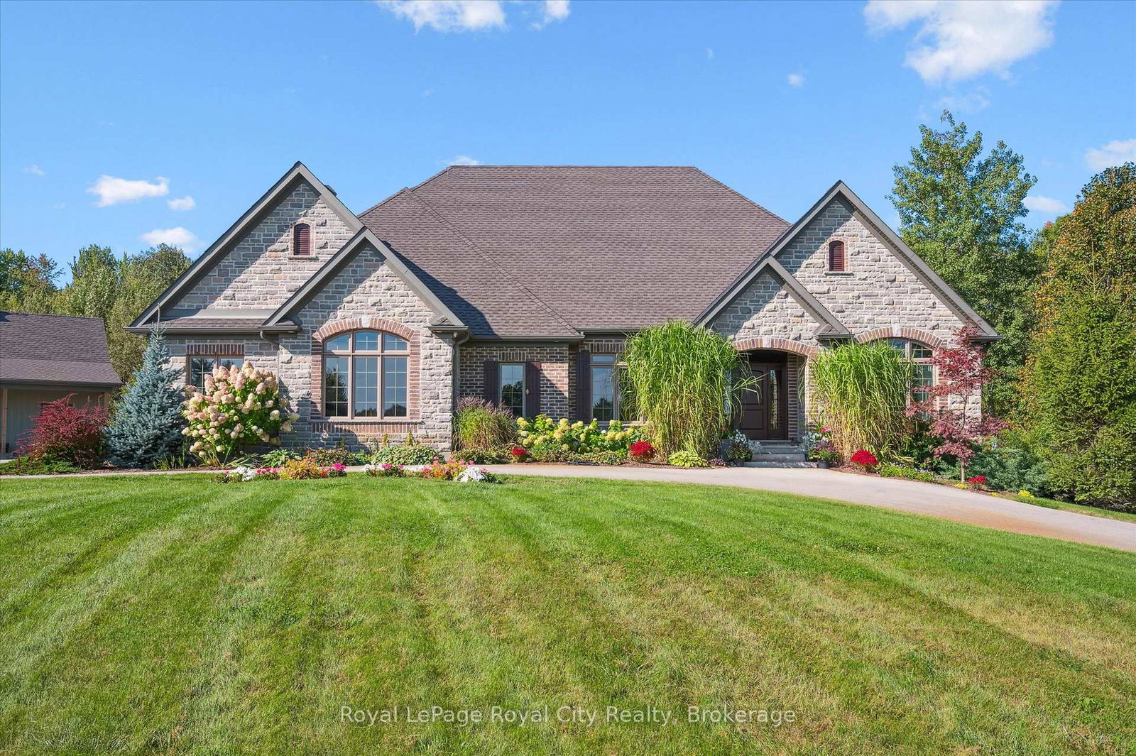 28-serena-lane-guelph-ontario-x13473996