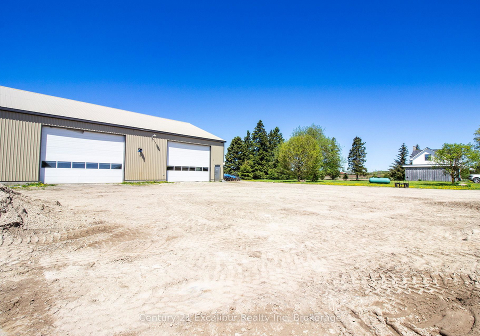 8323-line-12-street-wellington-north-ontario-x13474174