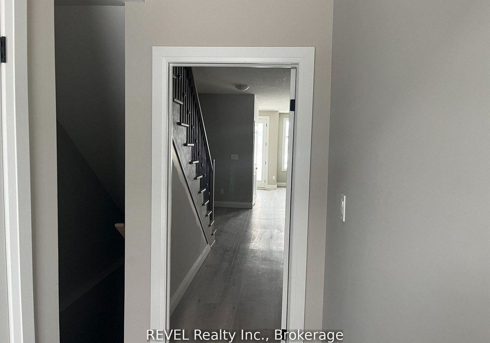 16-keystone-trail-welland-ontario-x13474200