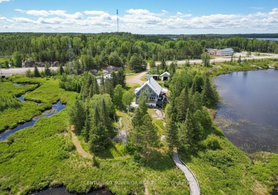2131-hwy-11-rainy-river-remote-area-ontario-x13474358