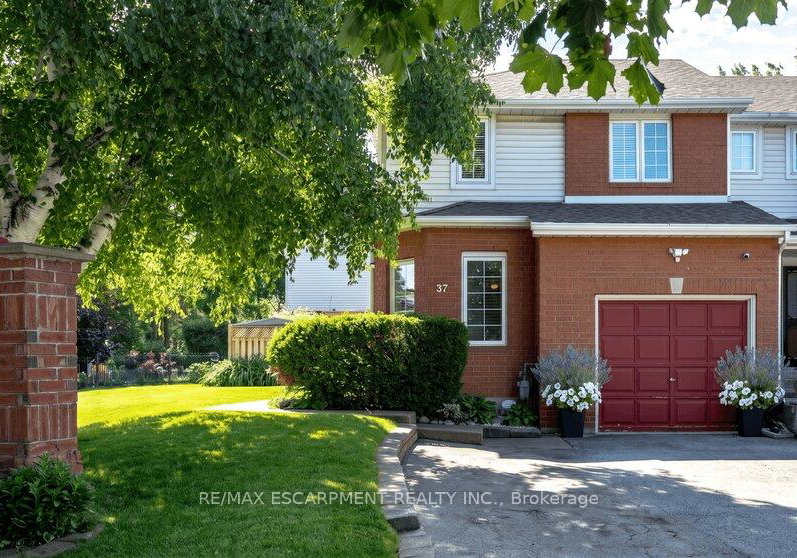 37-walker-court-grimsby-ontario-x13474502