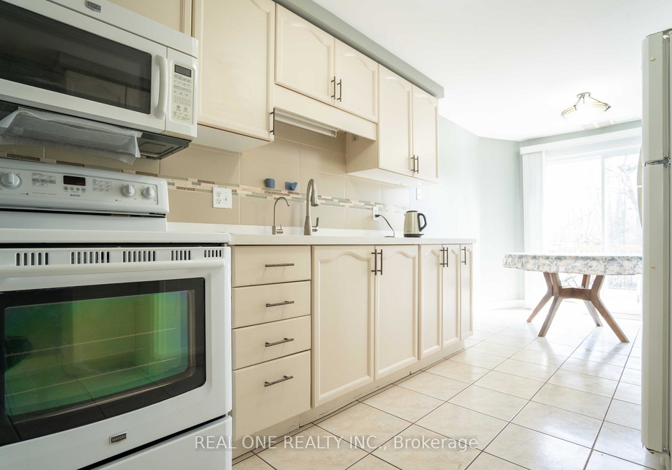 407-downsview-place-waterloo-ontario-x13474638