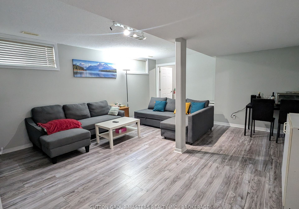 544-freeman-crescent-kingston-ontario-x13474688