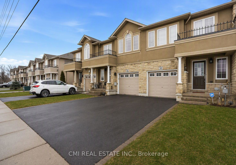 93-penny-lane-hamilton-ontario-x13474930