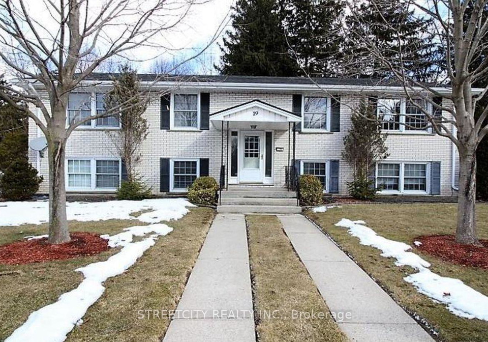 19-johnson-place-st-thomas-ontario-x13474960