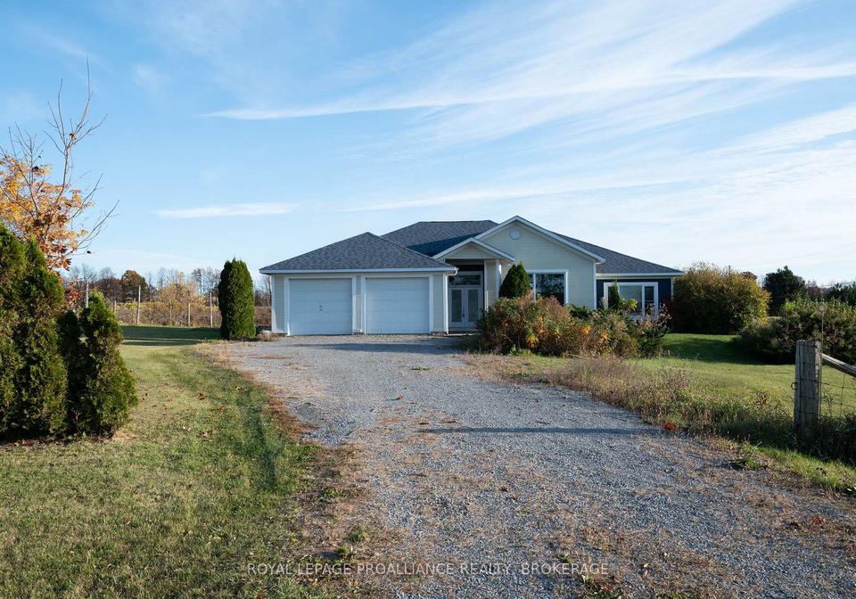 10-north-shore-road-frontenac-islands-ontario-x13475192