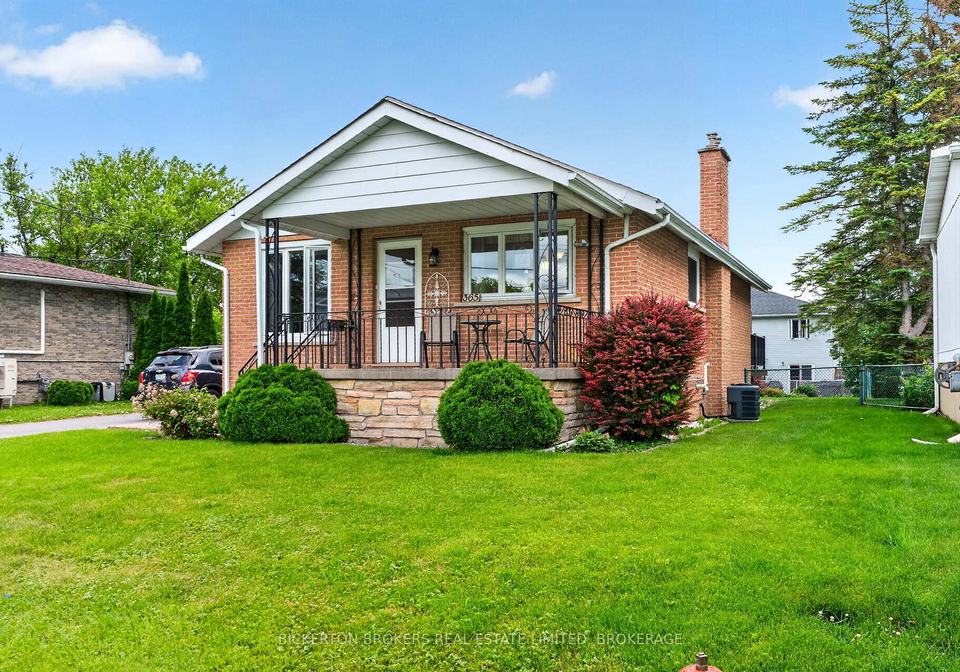 365-oak-street-gananoque-ontario-x13475278