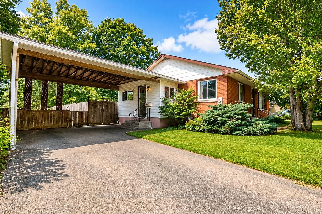 27-achray-road-laurentian-valley-ontario-x13475282