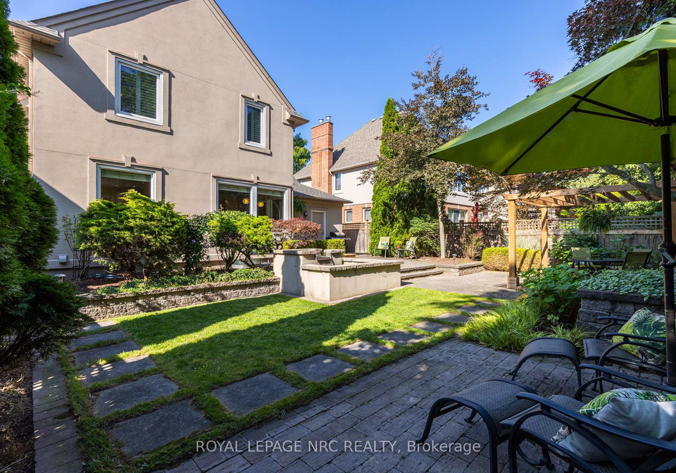 328-niagara-boulevard-niagara-on-the-lake-ontario-x13475402