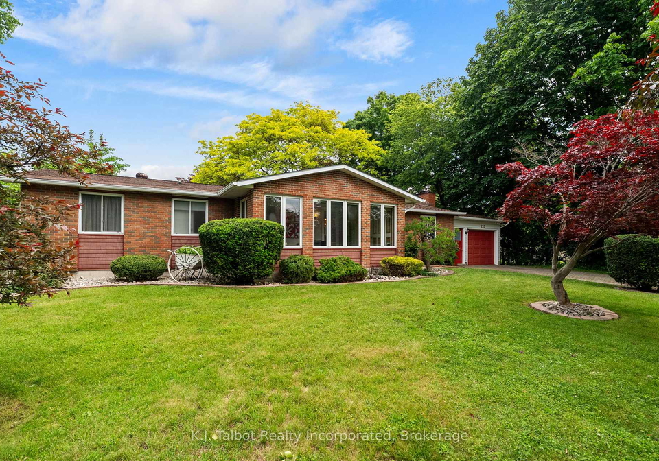 232-picton-street-w-goderich-ontario-x13475526