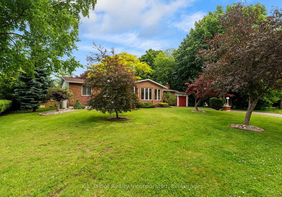232-picton-street-w-goderich-ontario-x13475526