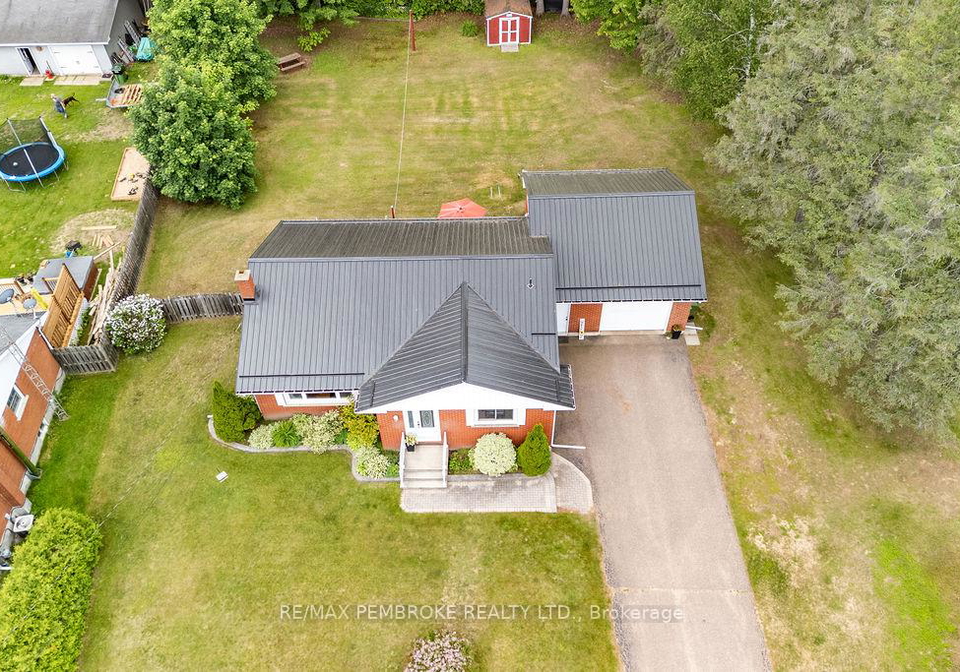 92-ken-avenue-laurentian-valley-ontario-x13475580