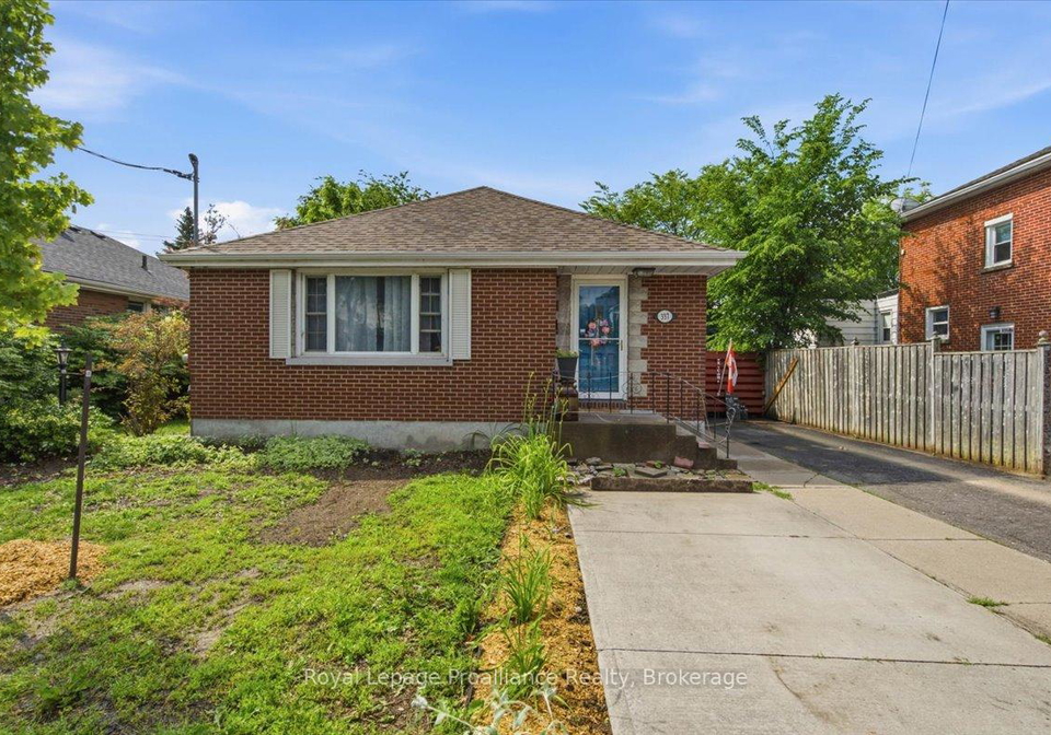 337-bridge-street-e-belleville-ontario-x13475586