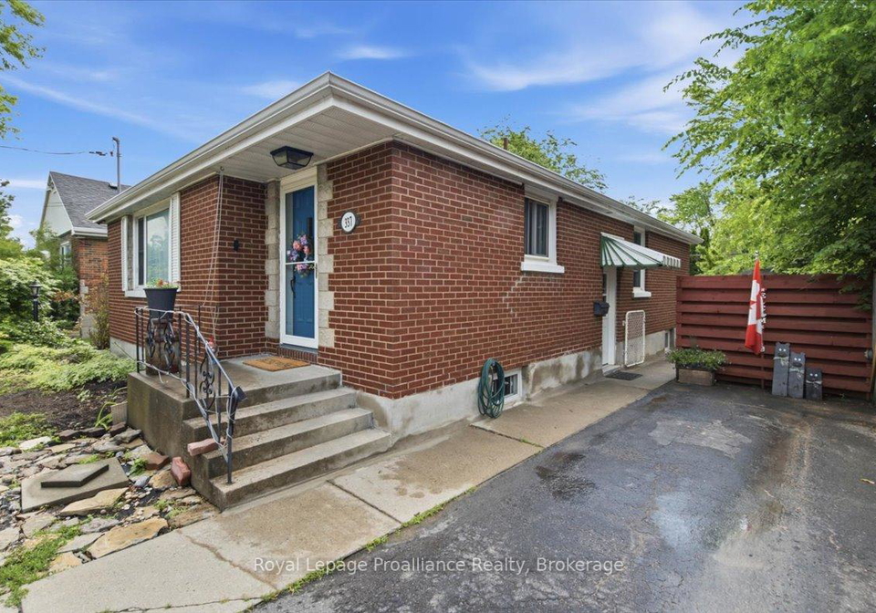 337-bridge-street-e-belleville-ontario-x13475586