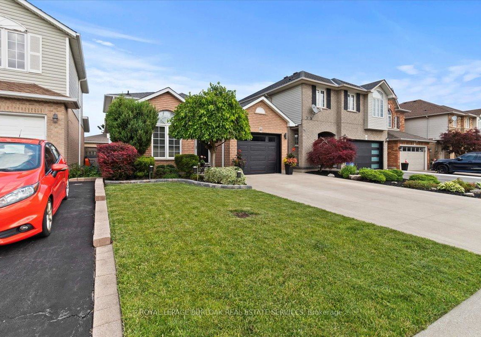 40-bridgette-drive-hamilton-ontario-x13475612