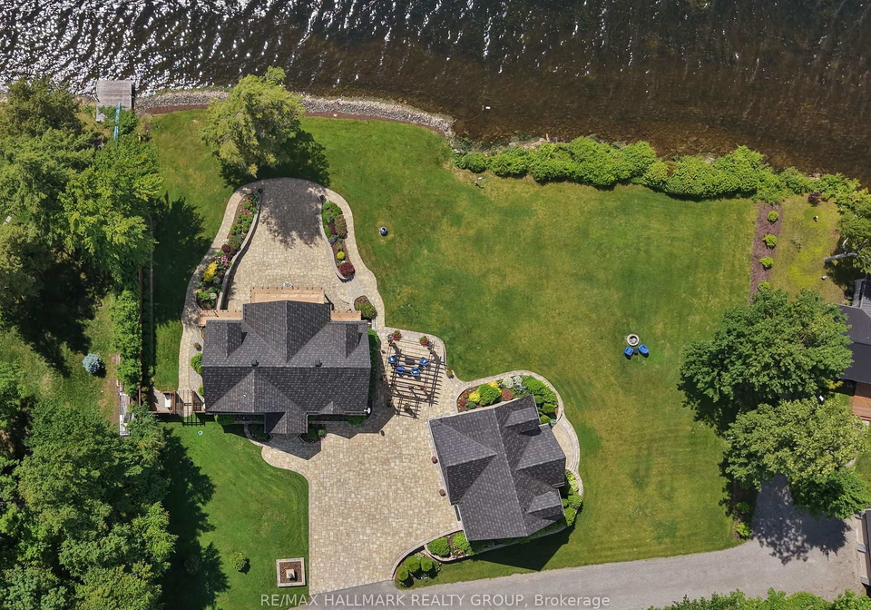 6-r1-road-rideau-lakes-ontario-x13475654