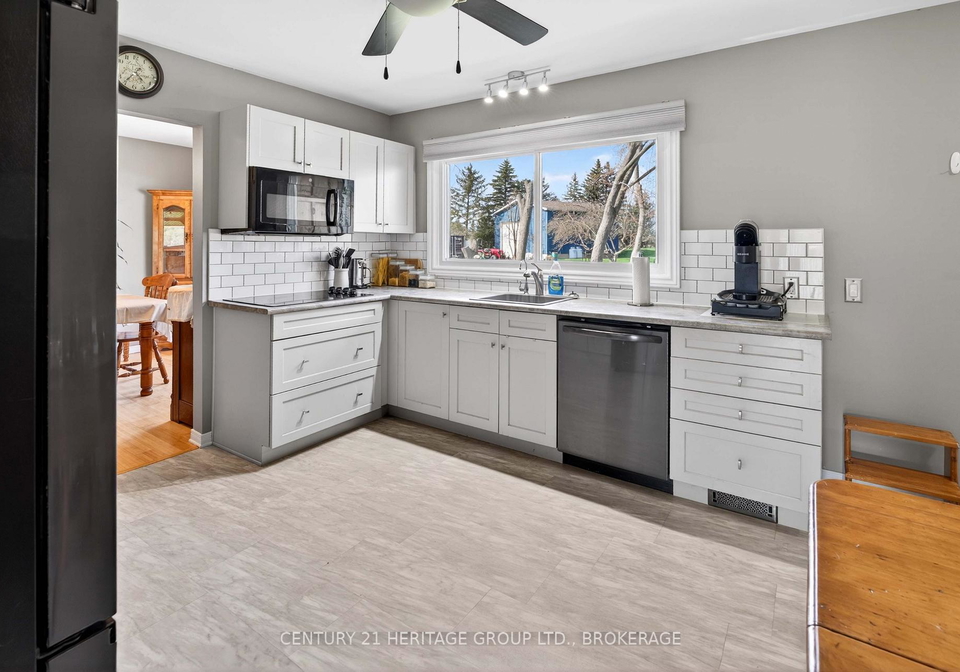 217-wellington-street-greater-napanee-ontario-x13475684