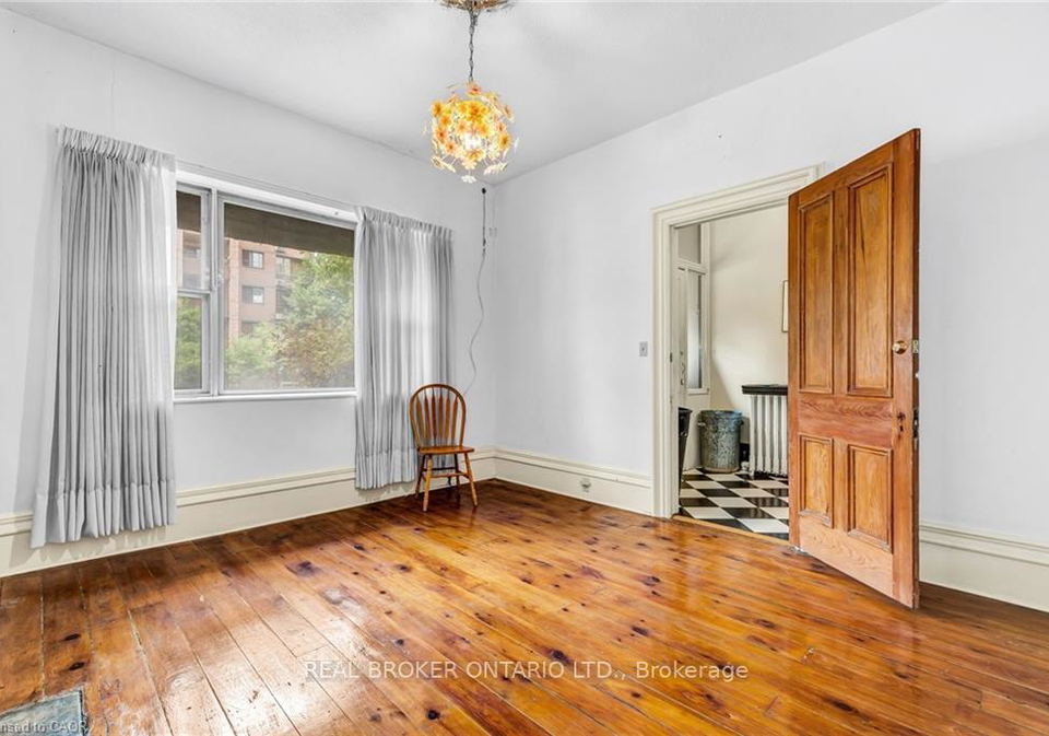 30-victoria-avenue-n-hamilton-ontario-x13475850