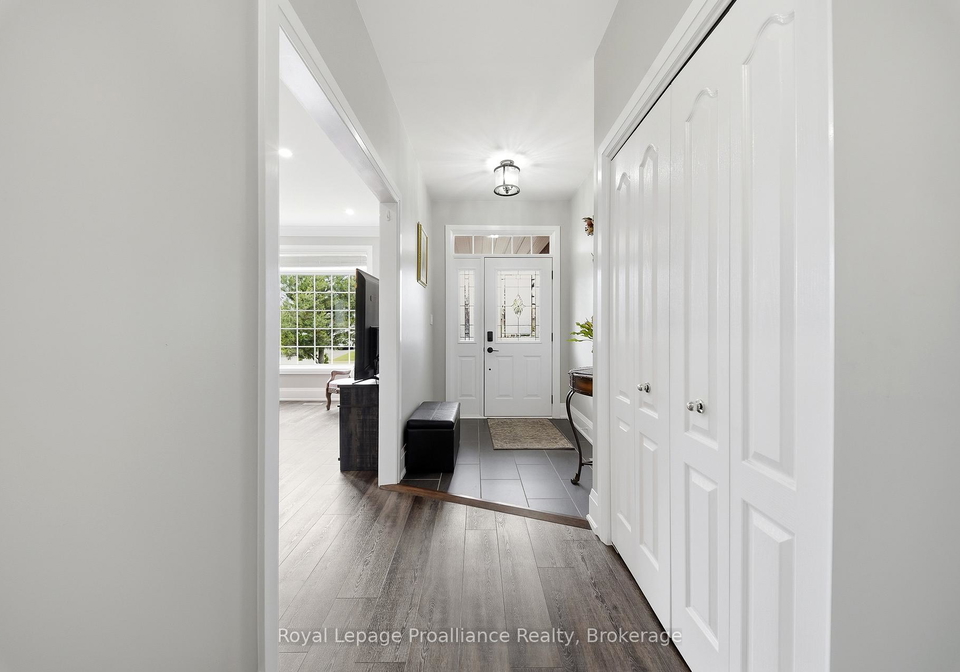 29-hickory-grove-belleville-ontario-x13476008