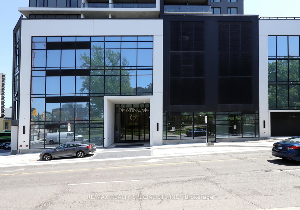 15-queen-street-s-hamilton-ontario-x13476070
