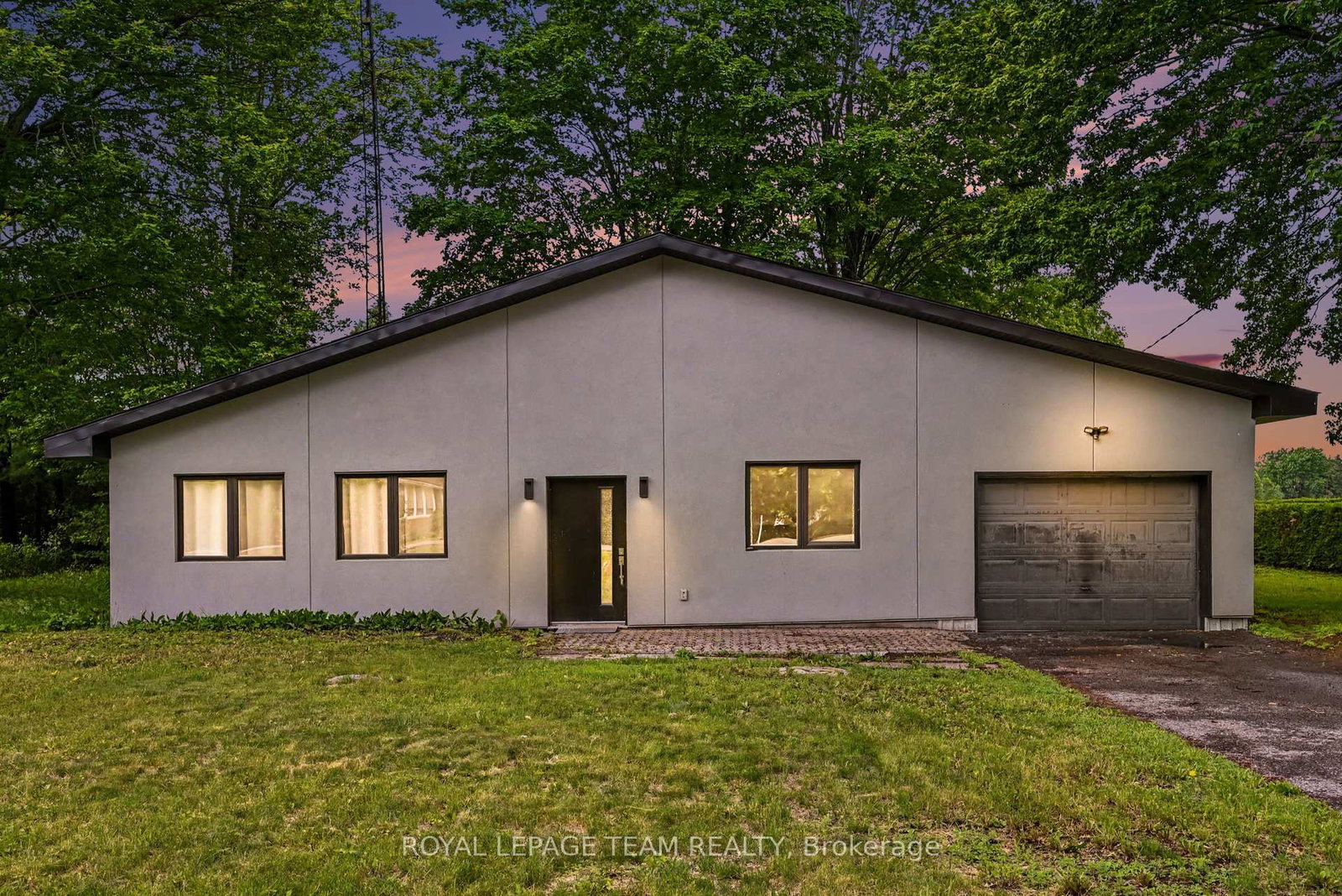 12284-county-road-18-south-dundas-ontario-x13476320