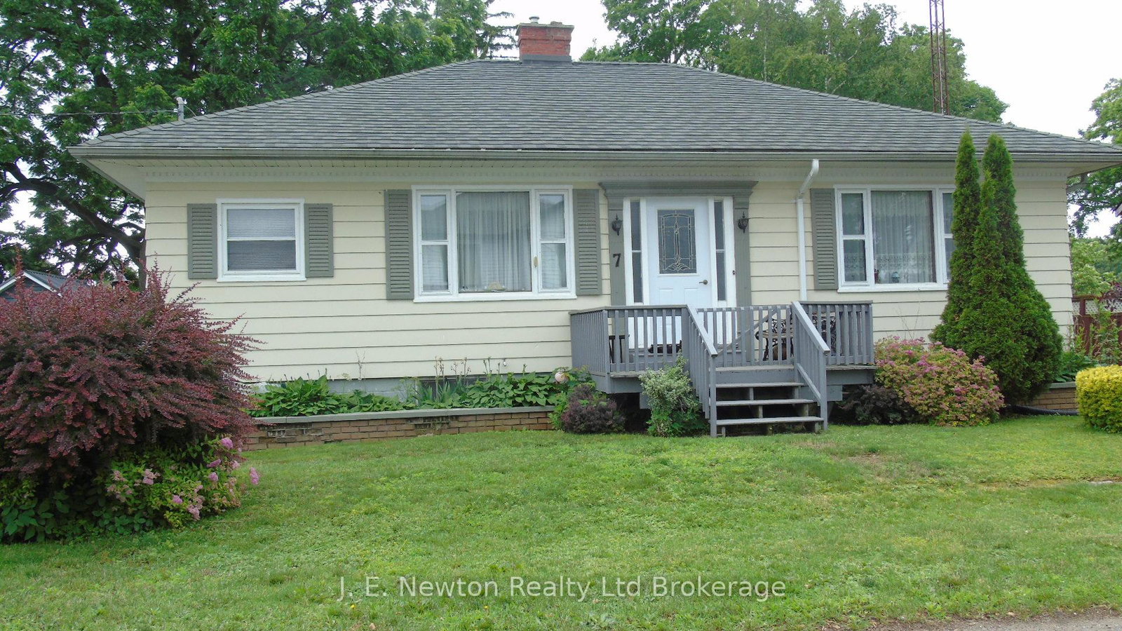 7-adams-street-norfolk-ontario-x13476518