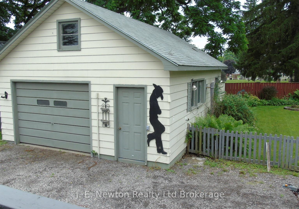 7-adams-street-norfolk-ontario-x13476518