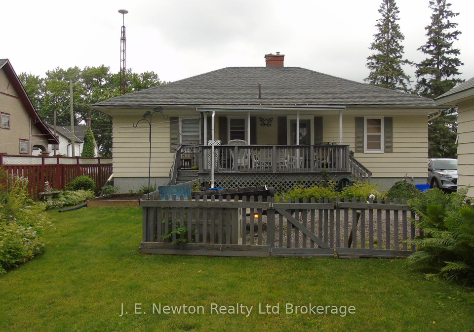 7-adams-street-norfolk-ontario-x13476518