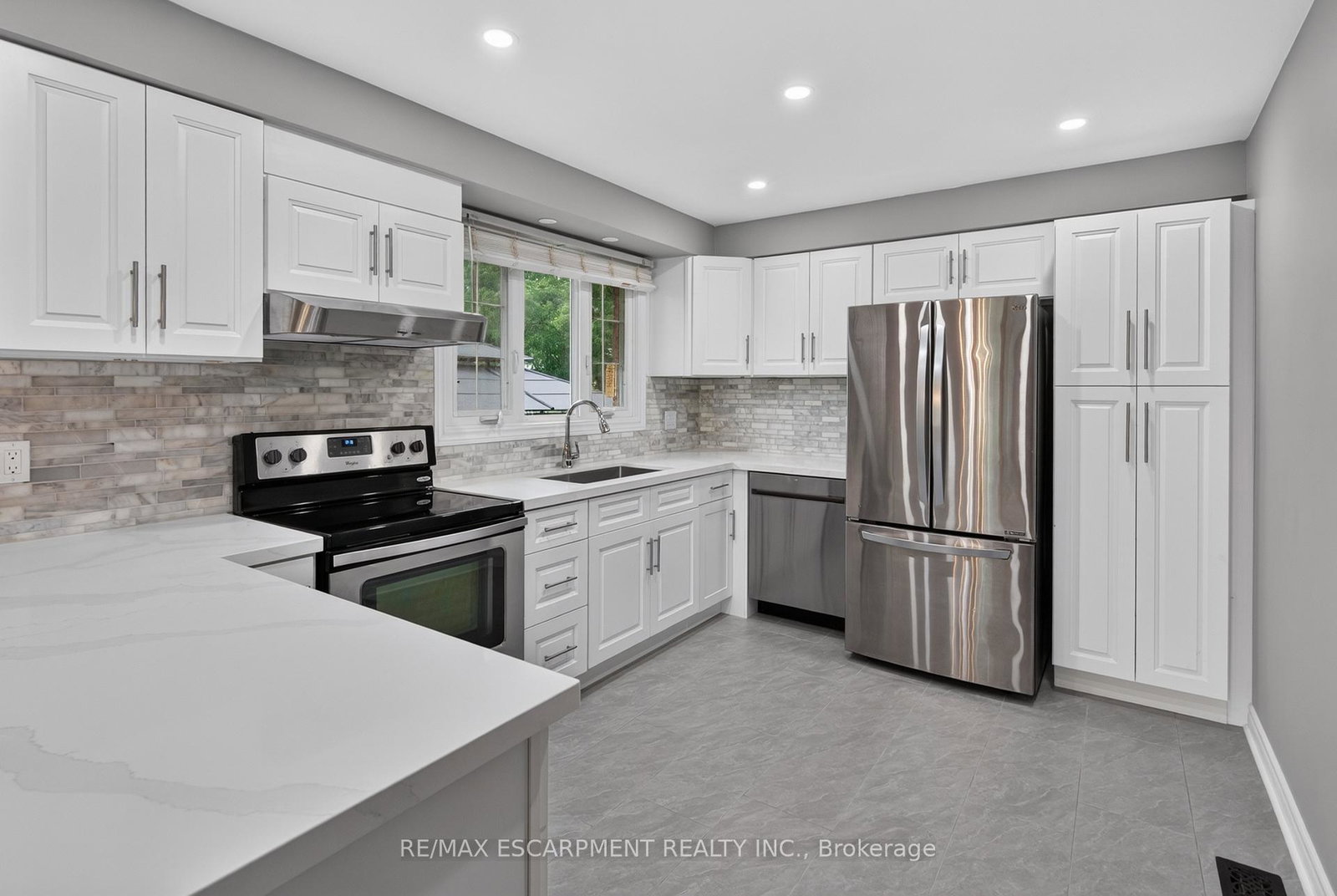 294-jones-road-hamilton-ontario-x13476596