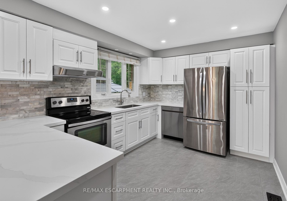 294-jones-road-hamilton-ontario-x13476596