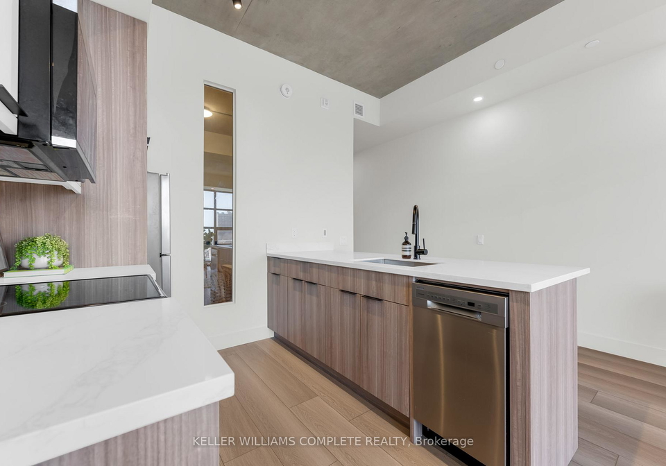 24-augusta-street-hamilton-ontario-x13476760