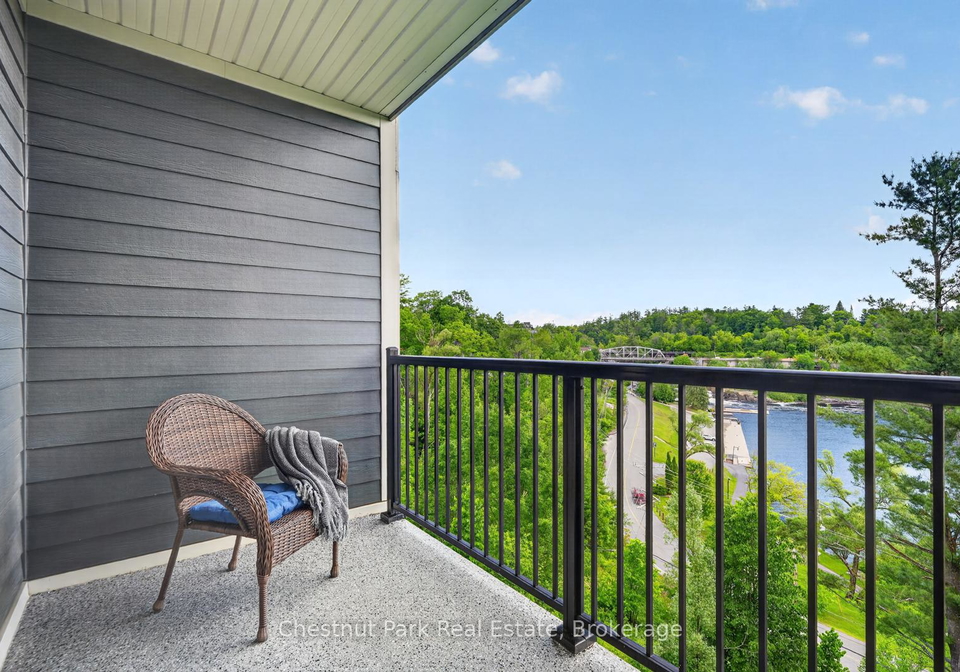 10a-kimberley-avenue-bracebridge-ontario-x13477240