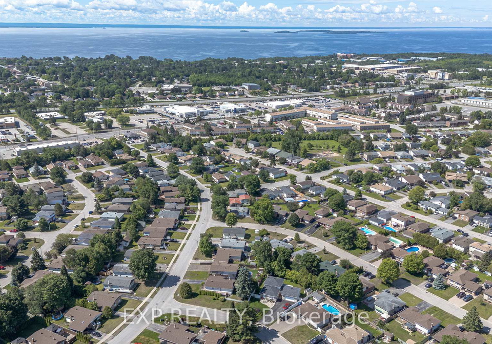 10-kathryn-crescent-north-bay-ontario-x13477380