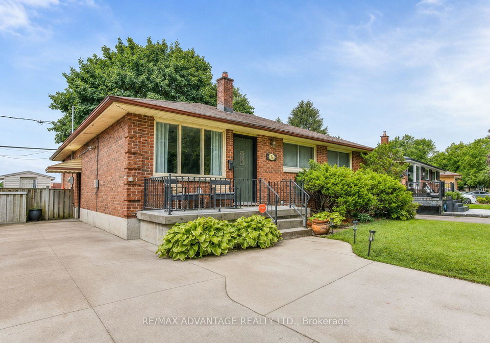 25-laurentian-drive-s-london-east-ontario-x13477440