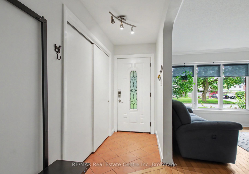 23-glenburnie-drive-guelph-ontario-x13477514