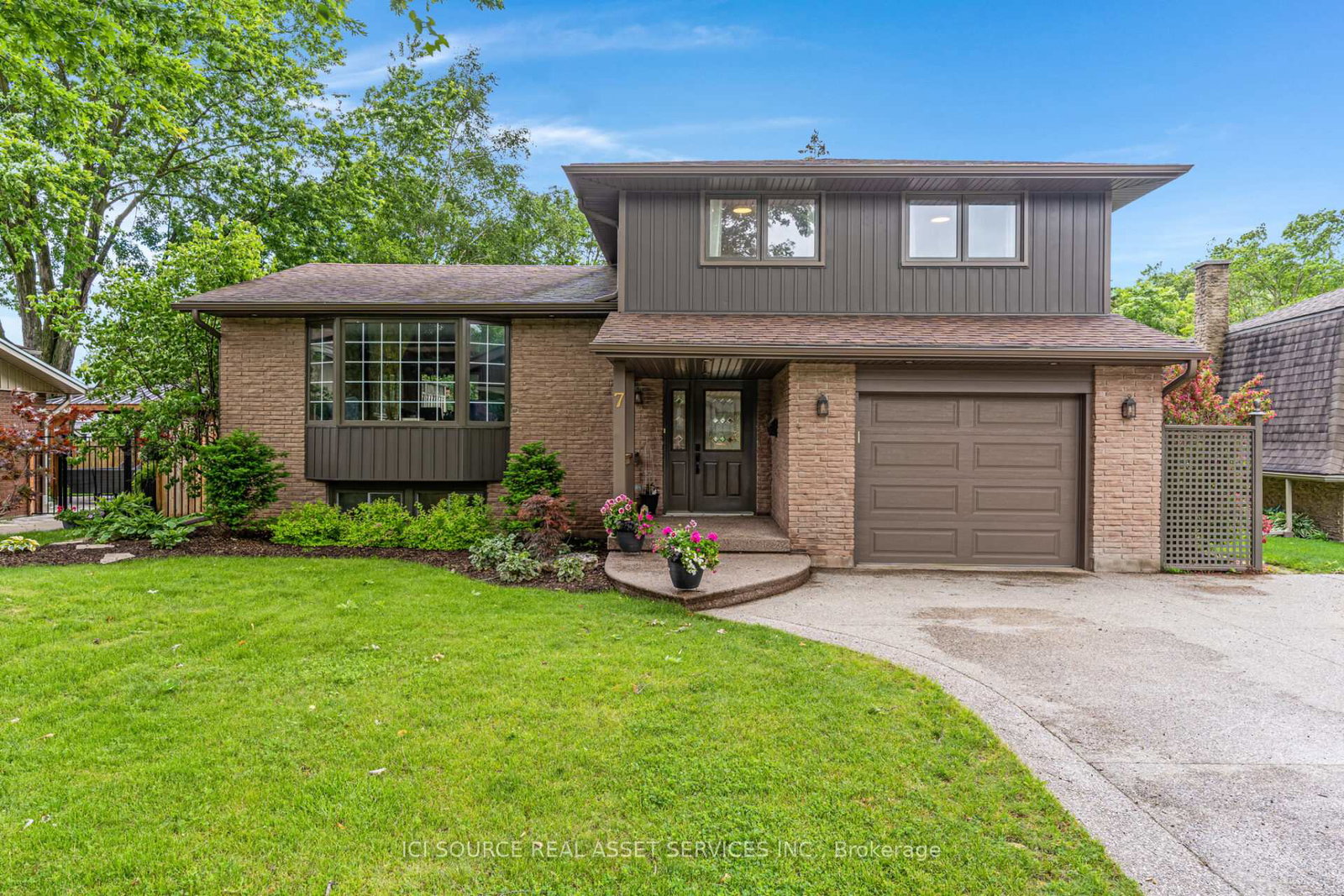 7-blue-heron-court-woolwich-ontario-x13477564