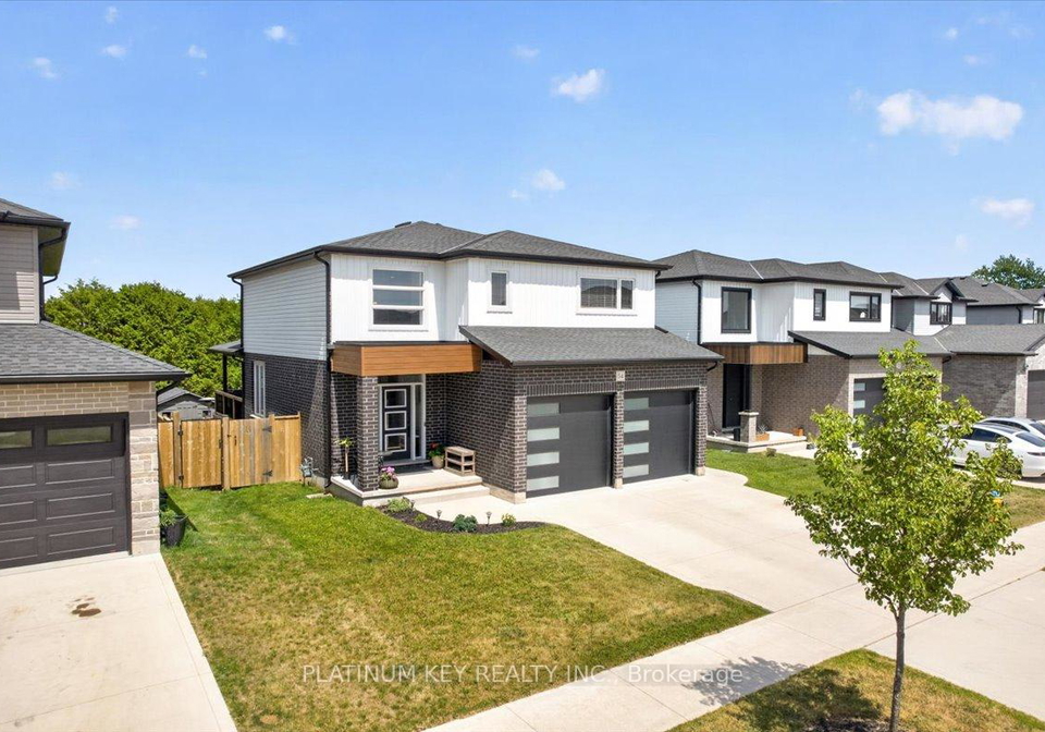 54-mcneil-street-strathroy-caradoc-ontario-x13477576