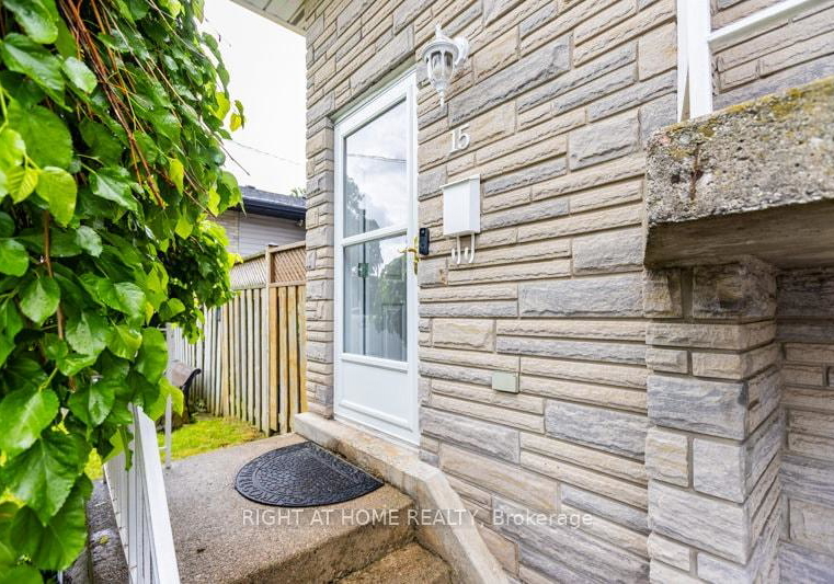 15-tuna-court-hamilton-ontario-x13477808