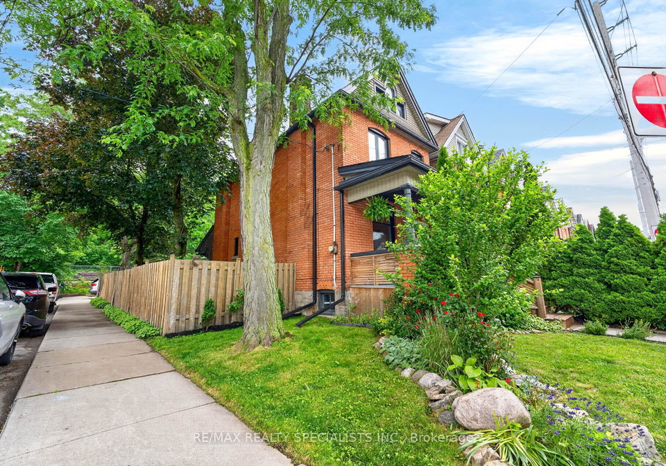 56-cumberland-avenue-hamilton-ontario-x13477912