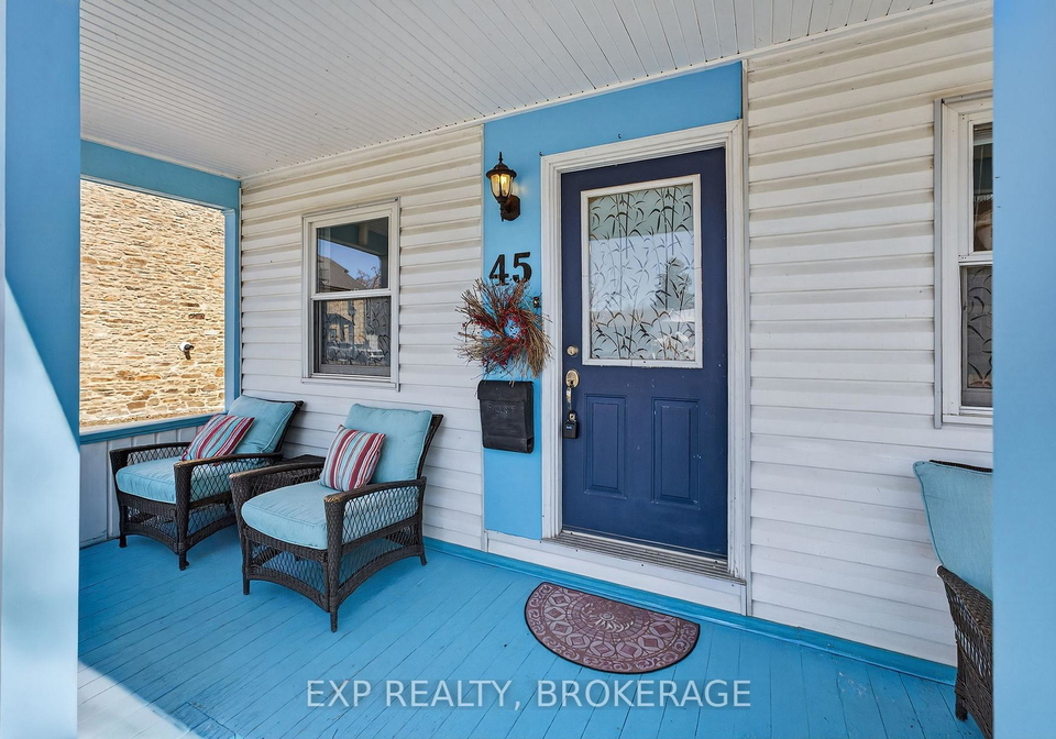 45-main-street-gananoque-ontario-x13477950
