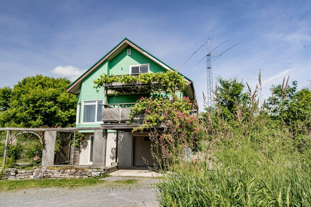 1558-highway-96-frontenac-islands-ontario-x13478076