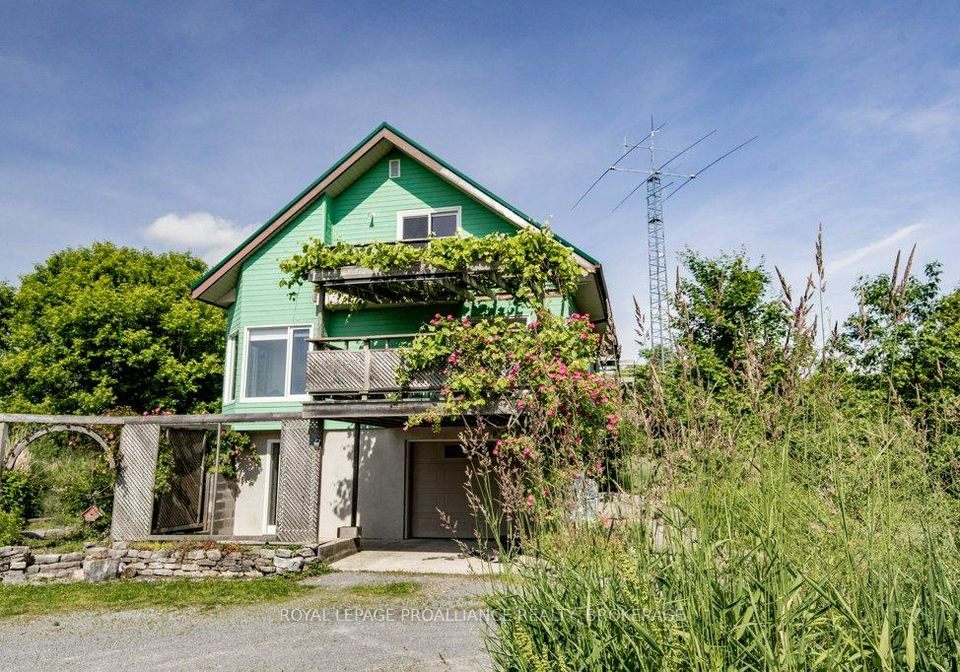 1558-highway-96-frontenac-islands-ontario-x13478076