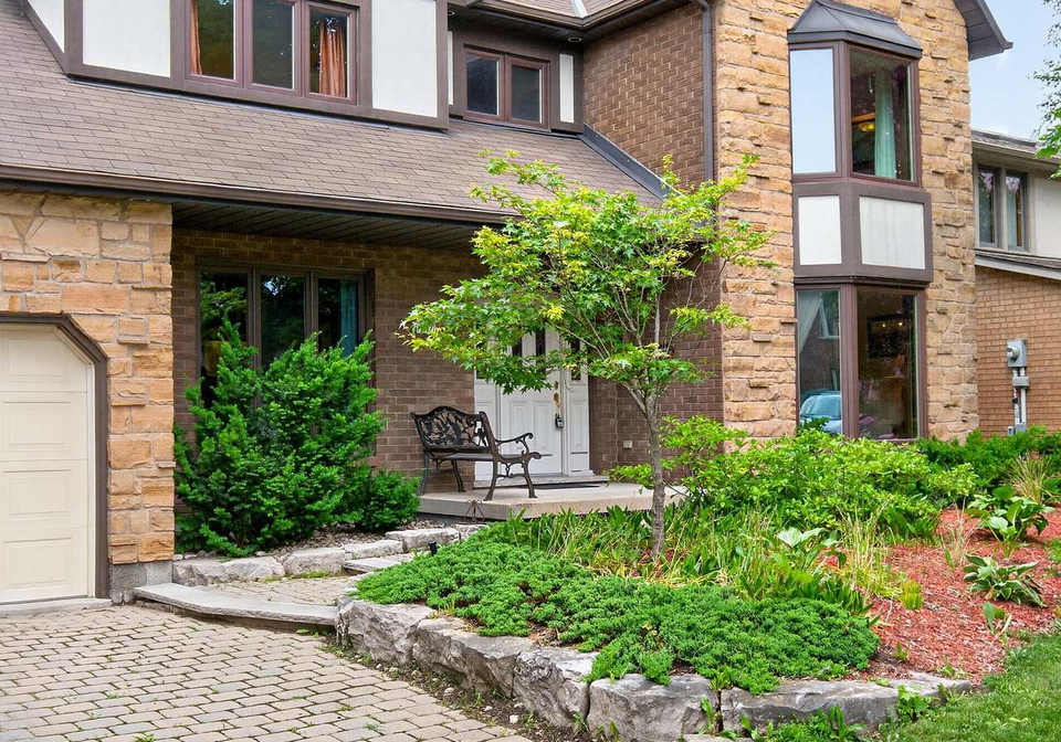 20-tamwood-court-hamilton-ontario-x13478526