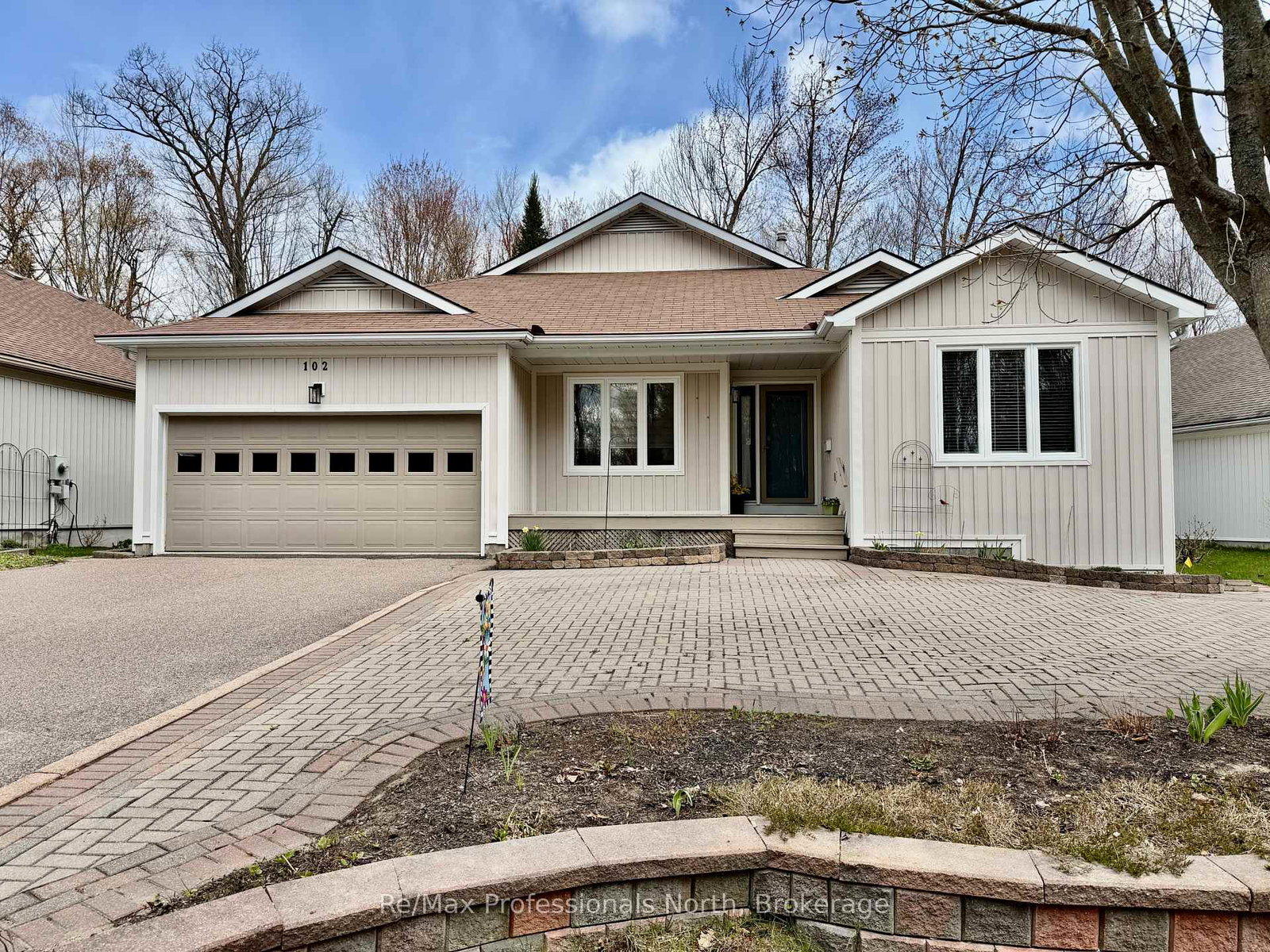102-pineridge-gate-gravenhurst-ontario-x13478534