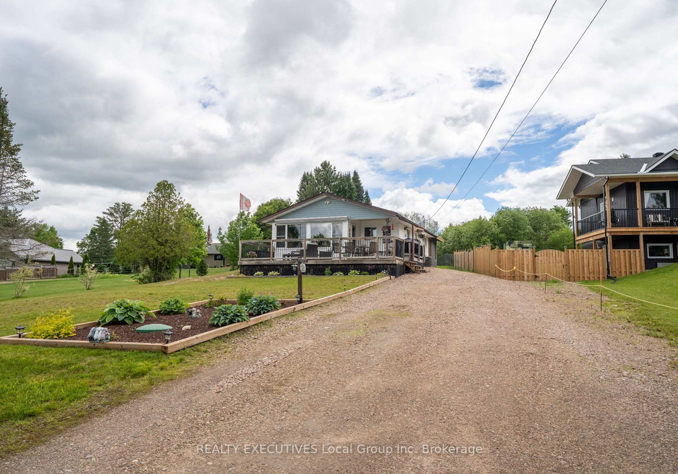 44-lakeshore-road-bonfield-ontario-x13478604