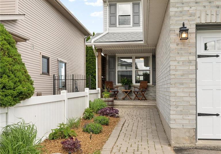 16-white-sands-court-kitchener-ontario-x13479550