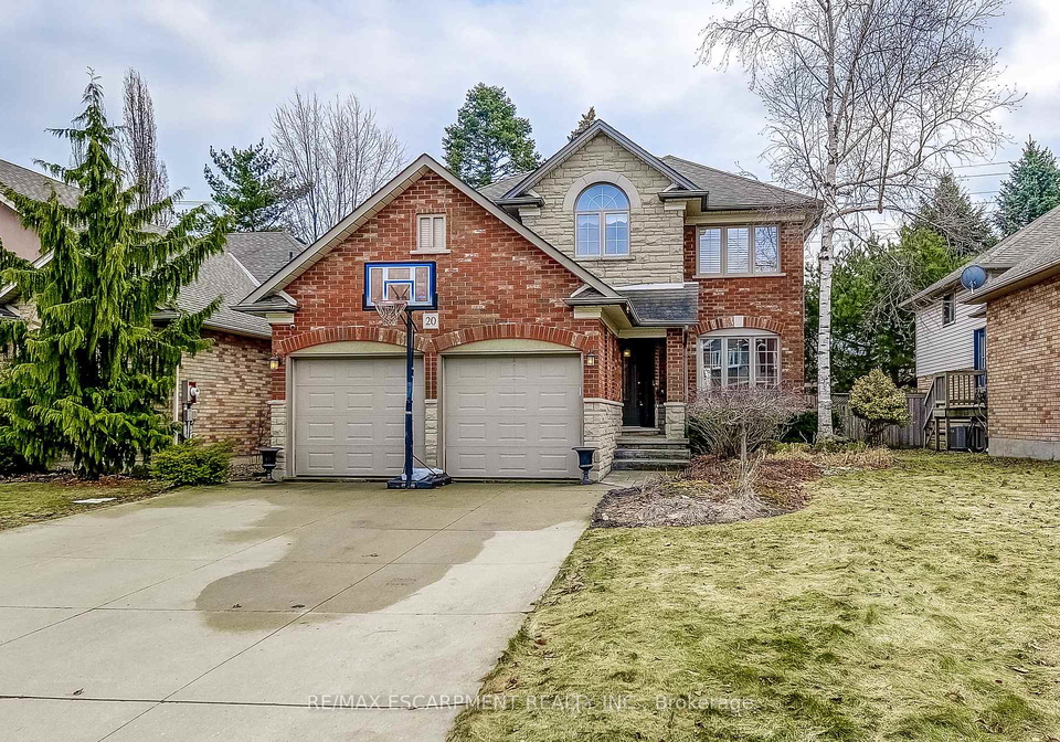 20-derbyshire-street-hamilton-ontario-x13479588